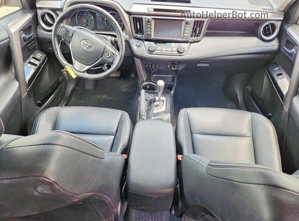 JTMYFREVXHJ111154 2017 TOYOTA RAV4 Red Vista del salpicadero