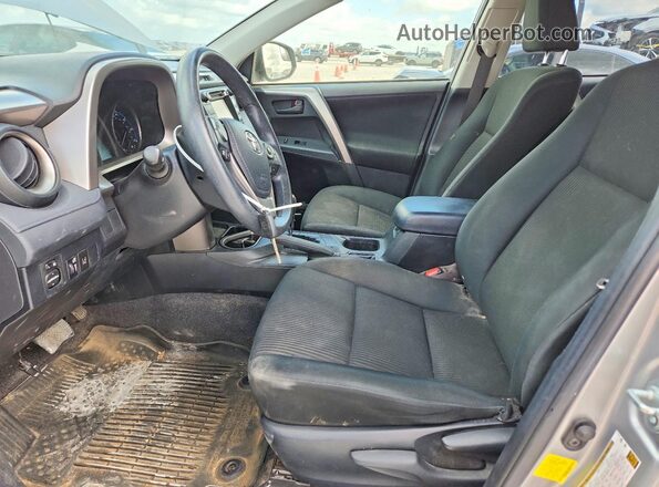 JTMZFREV0JJ198217 2018 TOYOTA RAV4 Silver Սալոնի դիմացի տեսք