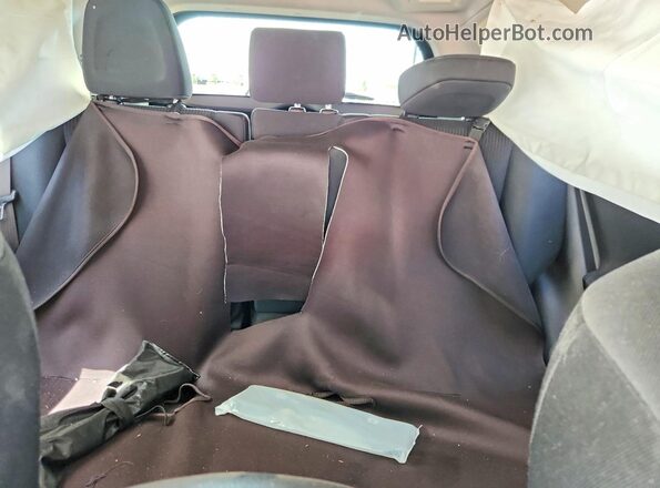 JTMZFREV1GJ060422 2016 TOYOTA RAV4 Red უკანა სავარძლების ხედი