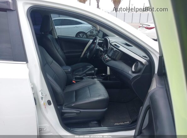 JTMZFREV1HJ122662 2017 TOYOTA RAV4 White წინა სალონის ხედი