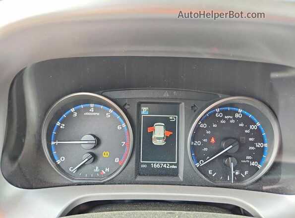 JTMZFREV2HJ134111 2017 TOYOTA RAV4 White Вид щитка приладів