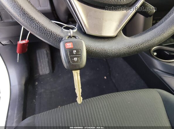 JTMZFREV3GD085207 2016 TOYOTA RAV4 White Առջևի վահանակի տեսք