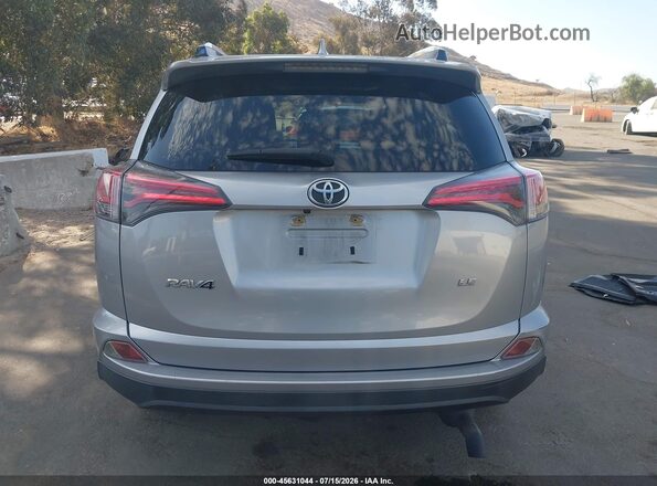 JTMZFREV3JJ173263 2018 TOYOTA RAV4 Silver 