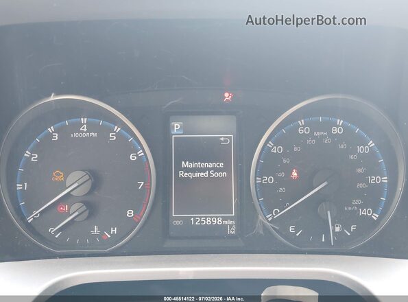 JTMZFREV4JJ724915 2018 TOYOTA RAV4 White Widok tylnych siedzeń