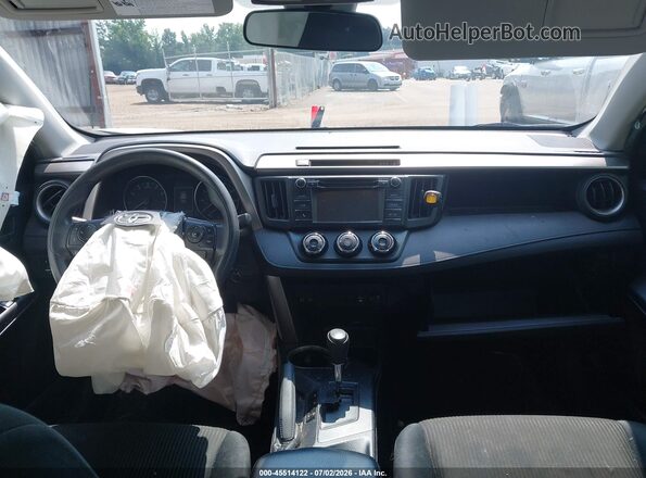 JTMZFREV4JJ724915 2018 TOYOTA RAV4 White 