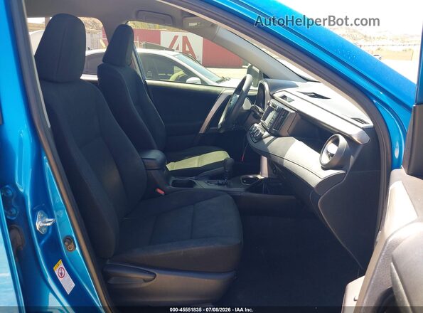 JTMZFREV5GD080817 2016 TOYOTA RAV4 Синий Вид салона спереди