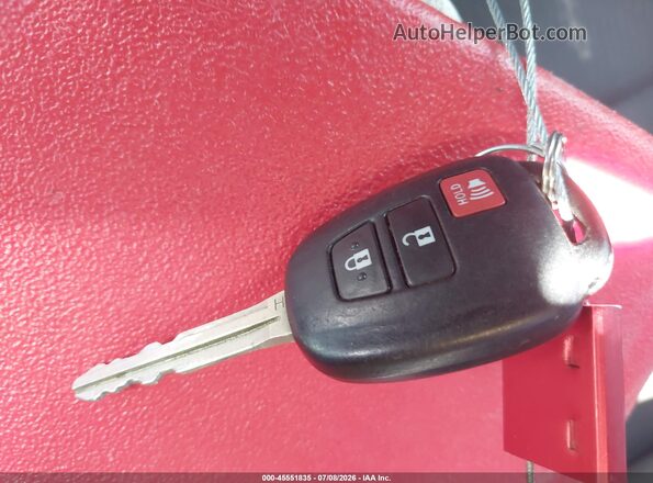 JTMZFREV5GD080817 2016 TOYOTA RAV4 Синий Вид панели приборов