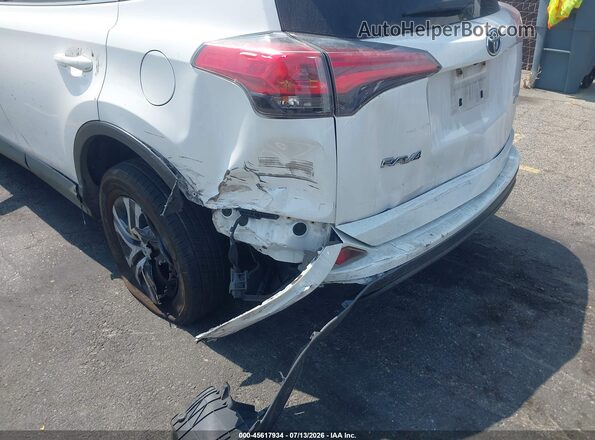 JTMZFREV5JJ153838 2018 TOYOTA RAV4 White Front view