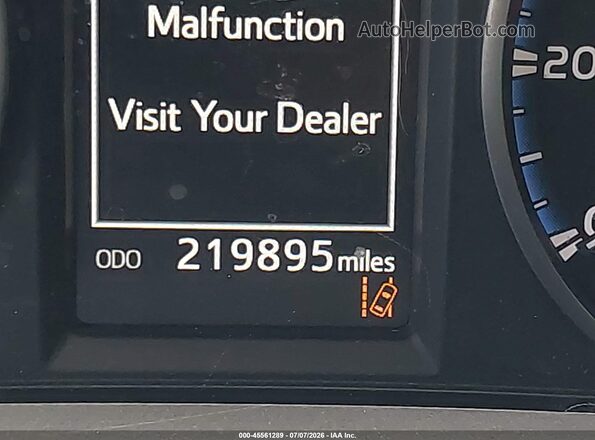 JTMZFREV5JJ747460 2018 TOYOTA RAV4 Blue 