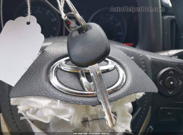 JTMZFREV5JJ747460 2018 TOYOTA RAV4 Blue Вид панелі приладів