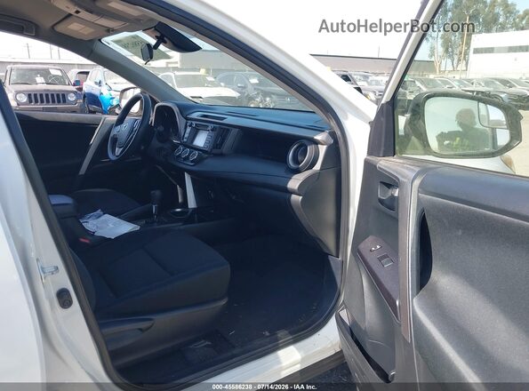 JTMZFREV6HJ703560 2017 TOYOTA RAV4 White Սալոնի դիմացի տեսք