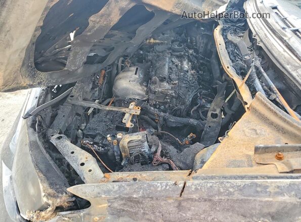 JTMZFREV8HJ700272 2017 TOYOTA RAV4 Серый Вид задней части салона