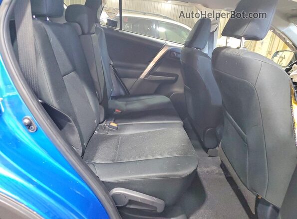 JTMZFREV8JJ726909 2018 TOYOTA RAV4 Blue უკანა სალონის ხედი