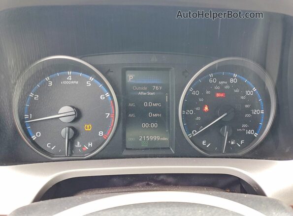 JTMZFREV8JJ732208 2018 TOYOTA RAV White Սարքավորումների վահանակի տեսք