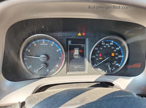 JTMZFREV9HJ141623 2017 TOYOTA RAV4 Blue ხელსაწყოთა პანელის ხედი