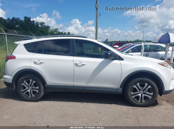 JTMZFREV9JJ154555 2018 TOYOTA RAV4 White Widok wnętrza z tyłu