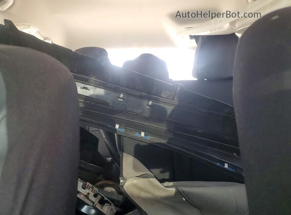 JTMZFREVXHJ718627 2017 TOYOTA RAV4 Blue Widok tylnych siedzeń