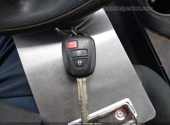 JTMZFREVXJJ734445 2018 TOYOTA RAV4 Blue Առջևի վահանակի տեսք