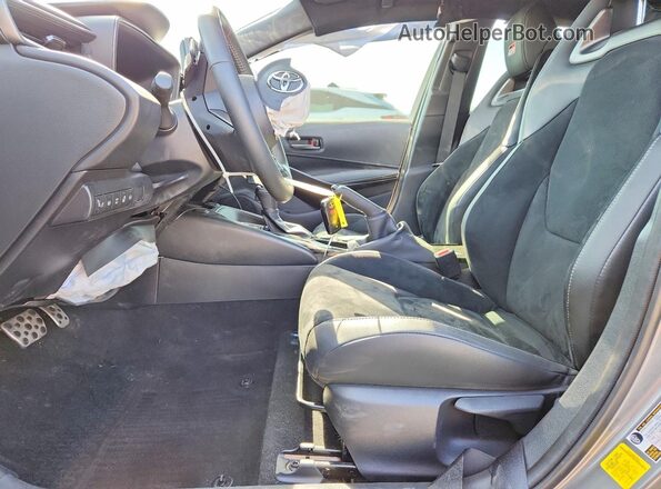 JTNABAAE9SA020271 2025 TOYOTA GR Gray Front interior view