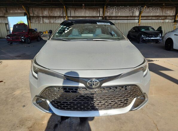 JTNC4MBE1R3226315 2024 TOYOTA COROLLA Silver Դիմացի տեսք
