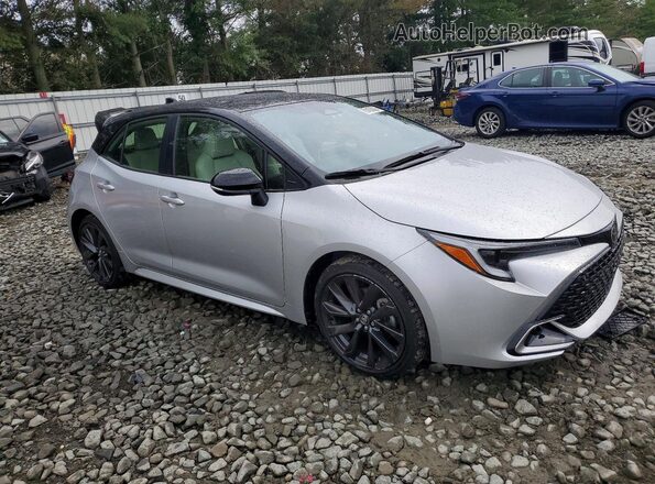 JTNC4MBE3T3258108 2026 TOYOTA COROLLA Silver Przód prawy