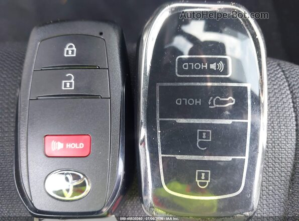 JTND4MBE2R3226845 2024 TOYOTA COROLLA White Widok deski rozdzielczej