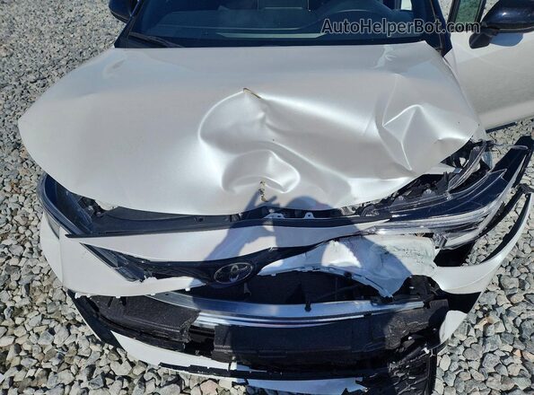 JTND4MBE7S3251259 2025 TOYOTA COROLLA White Вид задньої частини салону