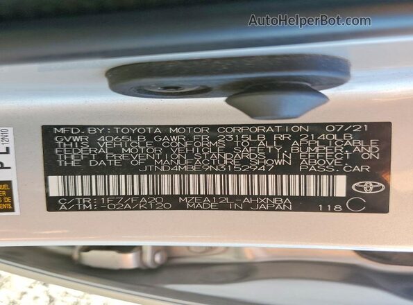 JTND4MBE9N3152947 2022 TOYOTA COROLLA Silver Vista del compartimento del motor