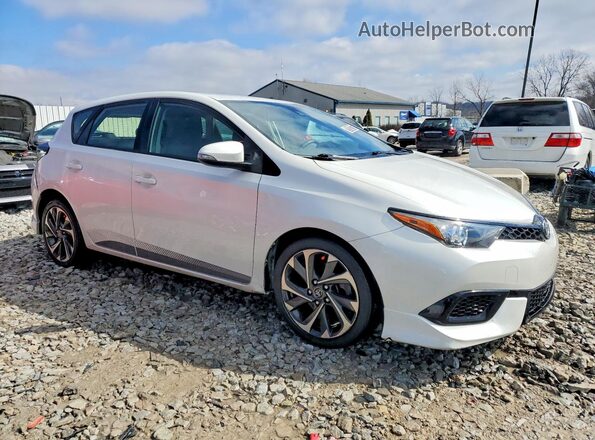 JTNKARJEXHJ533852 2017 TOYOTA COROLLA White Delantero derecho