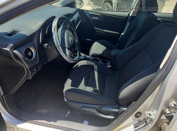 JTNKARJEXHJ543099 2017 TOYOTA COROLLA Silver Вид салону спереду