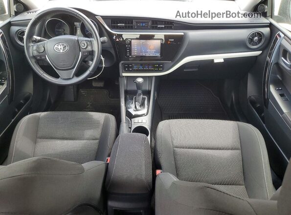JTNKARJEXJJ563438 2018 TOYOTA COROLLA Red Widok deski rozdzielczej
