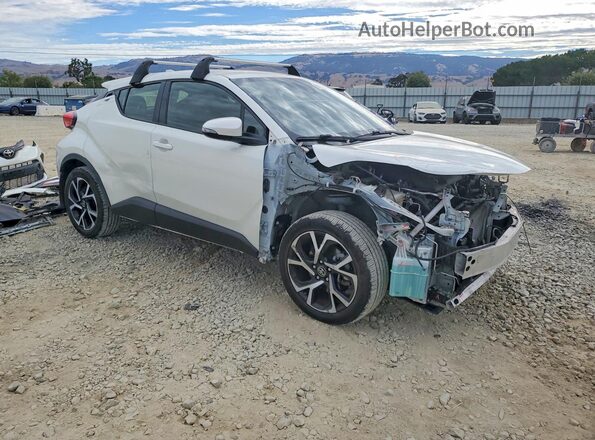 JTNKHMBX0L1076346 2020 TOYOTA C-HR White Delantero derecho