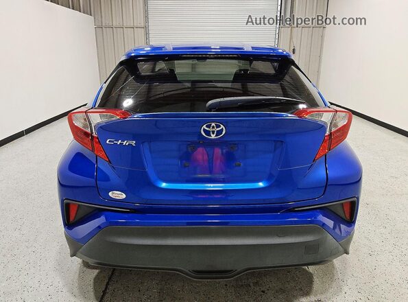 JTNKHMBX1J1000938 2018 TOYOTA C-HR Синий Вид сзади