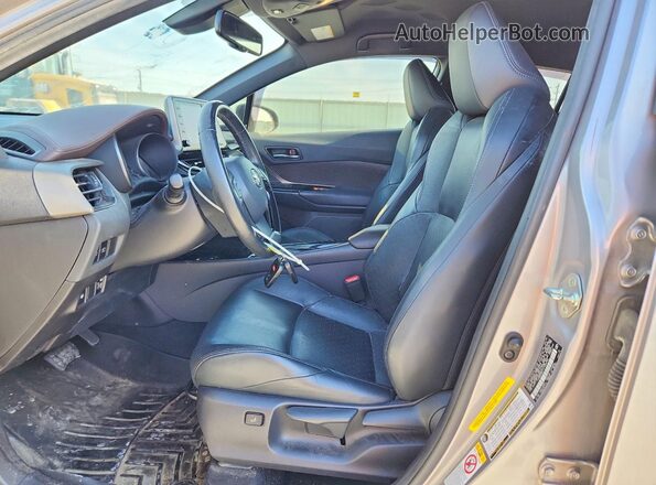JTNKHMBX1K1028756 2019 TOYOTA C-HR Silver Widok wnętrza z przodu