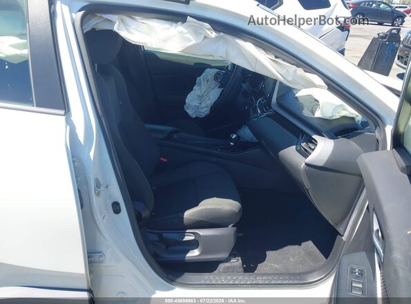 JTNKHMBX2L1065350 2020 TOYOTA C-HR White Вид салону спереду
