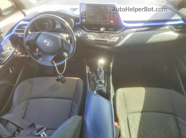 JTNKHMBX2L1089101 2020 TOYOTA C-HR Серебряный Вид панели приборов