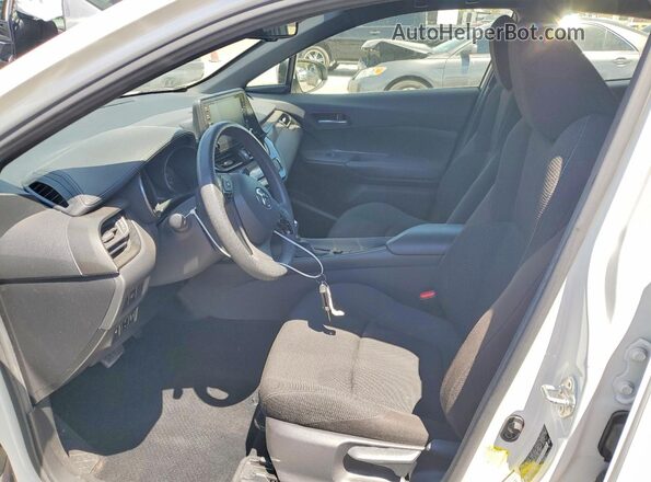 JTNKHMBX3K1061192 2019 TOYOTA C-HR White Вид салону спереду