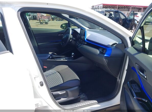 JTNKHMBX4M1099324 2021 TOYOTA C-HR White Front interior view