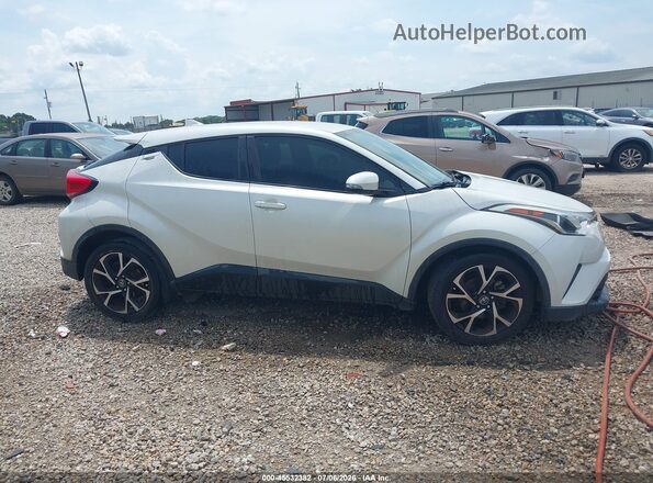 JTNKHMBX5J1008461 2018 TOYOTA C-HR White Rear interior view