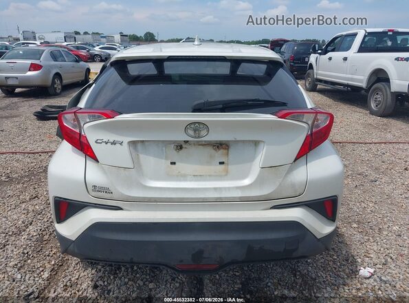 JTNKHMBX5J1008461 2018 TOYOTA C-HR White 