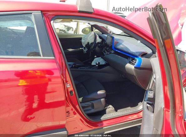 JTNKHMBX7L1077235 2020 TOYOTA C-HR Red Widok wnętrza z przodu