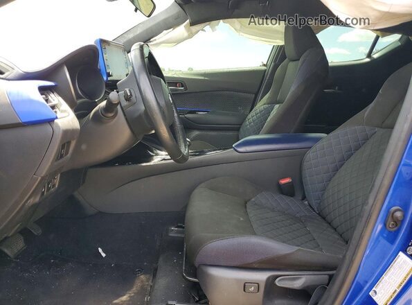 JTNKHMBX8L1070844 2020 TOYOTA C-HR Blue Vista interior delantera