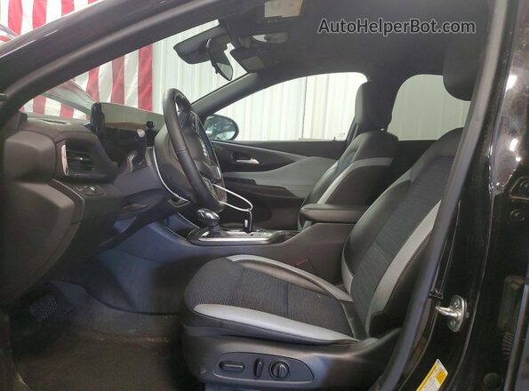 KL47LAE20RB208963 2024 BUICK OTHER Black Вид салону спереду
