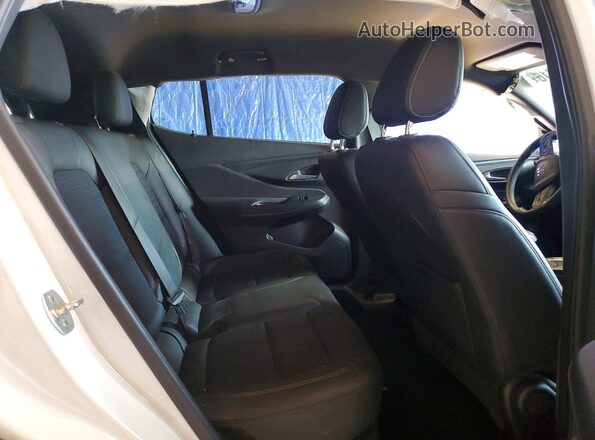 KL47LAE21RB070849 2024 BUICK OTHER Белый Вид задней части салона