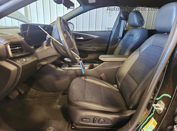 KL47LAE23RB021569 2024 BUICK OTHER Black Вид салону спереду