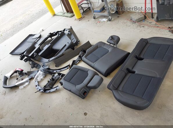 KL47LAEP2TB098646 2026 BUICK OTHER Черный Вид щитка приборов