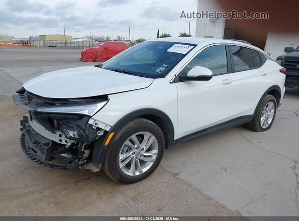 KL47LAEP3TB136854 2026 BUICK OTHER White Vista tres cuartos delantera izquierda