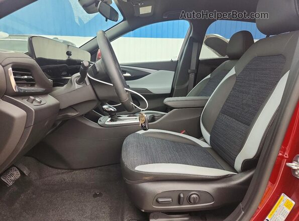 KL47LAEP7SB027165 2025 BUICK OTHER Бордовый Вид салона спереди