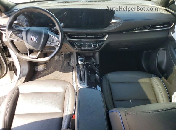 KL47LBE20RB155347 2024 BUICK OTHER White Widok deski rozdzielczej