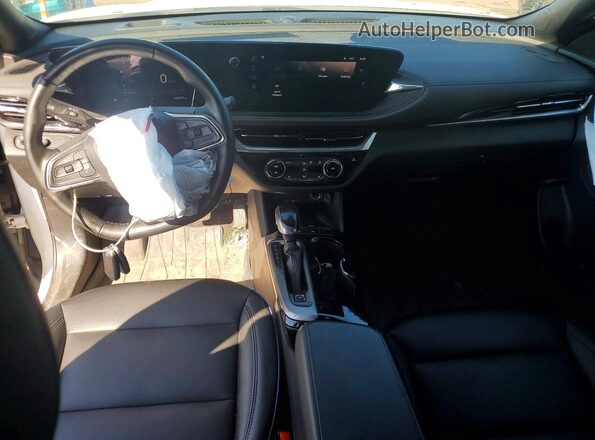 KL47LBE23RB156170 2024 BUICK OTHER White Вид панелі приладів